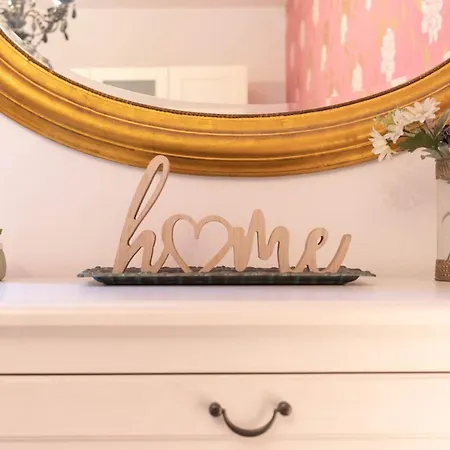 Between Old Town & Guggenheim!! Private Parking *